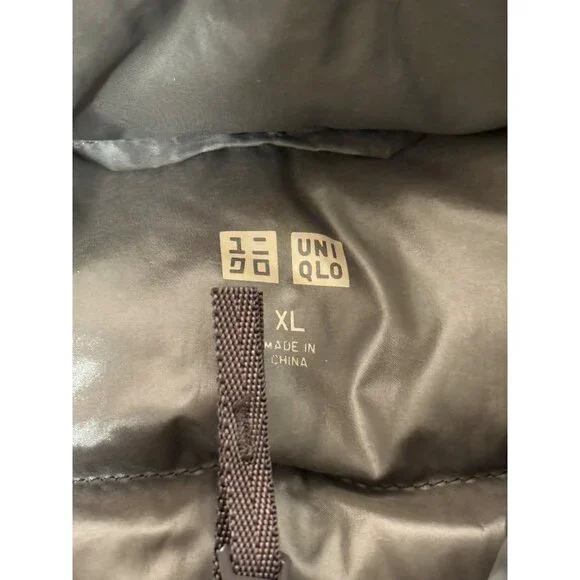 Uniqlo Womens Down Puffer Jacket Lightweight Insulated Packable Taupe Size XL - Picture 3 of 8